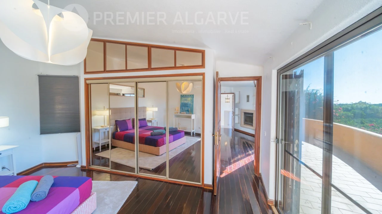 Moradia T5 para Venda em Pechão Foto 23