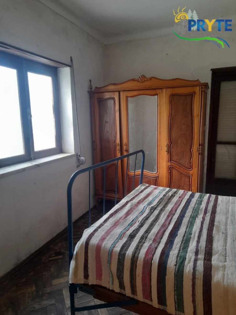 Moradia T3 para Venda em Sertã Foto 11