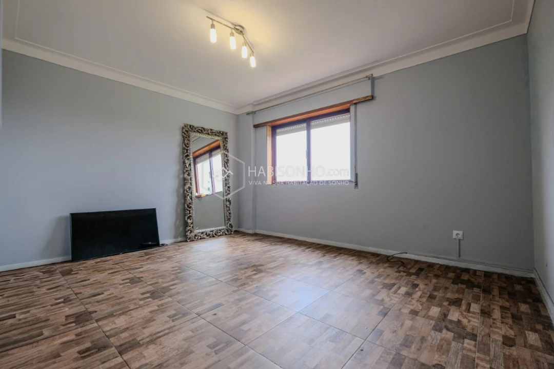 Apartamento T2 para Venda em Rio Tinto Foto 4