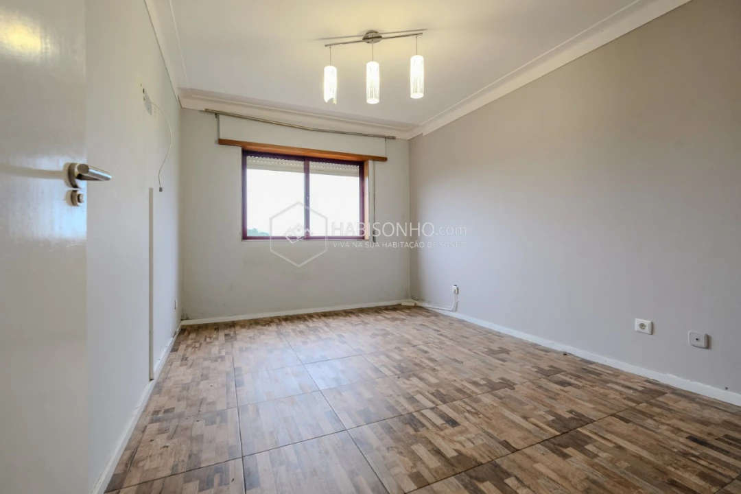 Apartamento T2 para Venda em Rio Tinto Foto 8