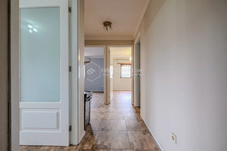 Apartamento T2 para Venda em Rio Tinto Foto 12