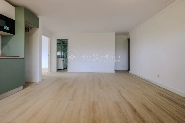 Apartamento T2 para Venda em Rio Tinto Foto 2