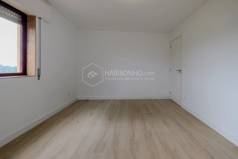 Apartamento T2 para Venda em Rio Tinto Foto 7