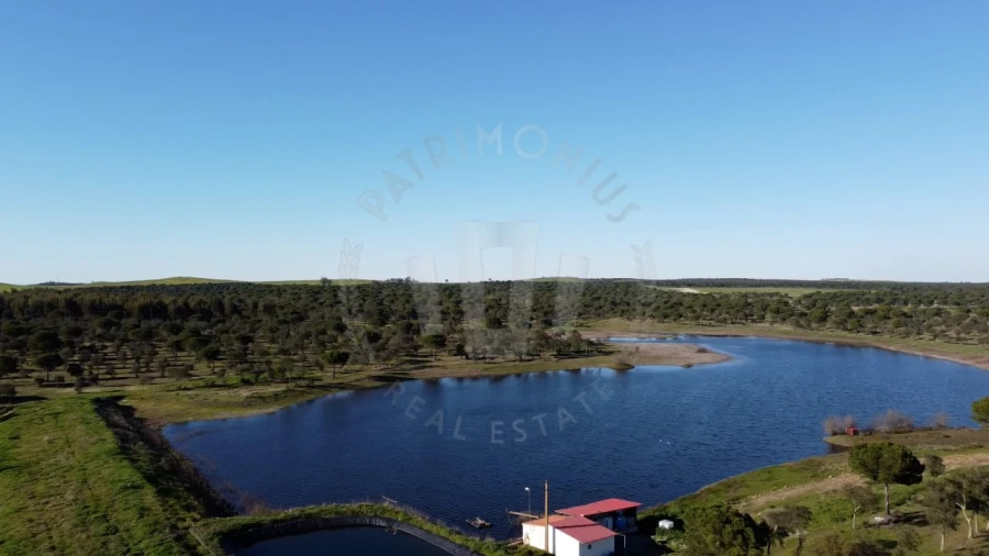 Quinta T4 para Venda em Messejana Foto 6