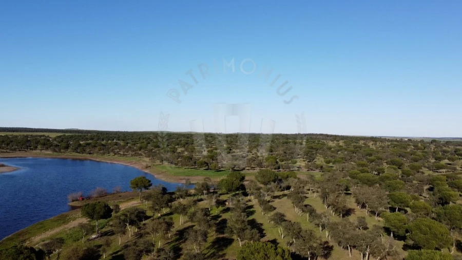 Quinta T4 para Venda em Messejana Foto 7