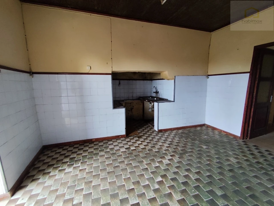 Moradia T2 para Venda em Ginetes Foto 14