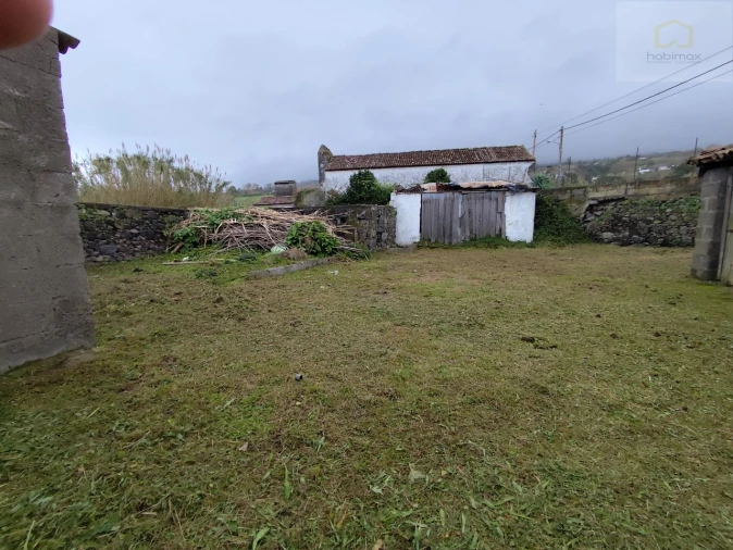 Moradia T2 para Venda em Ginetes Foto 12