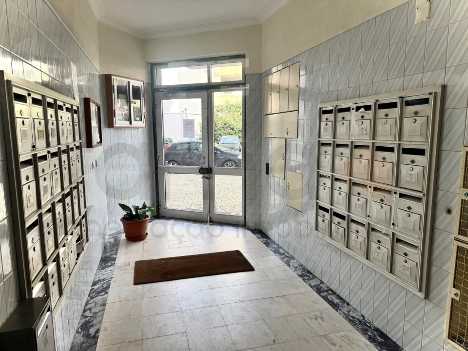 Apartamento T1 para Venda em Oeiras e São Julião da Barra, Paço de Arcos e Caxias Foto 16