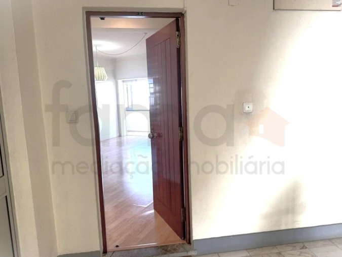 Apartamento T1 para Venda em Oeiras e São Julião da Barra, Paço de Arcos e Caxias Foto 2