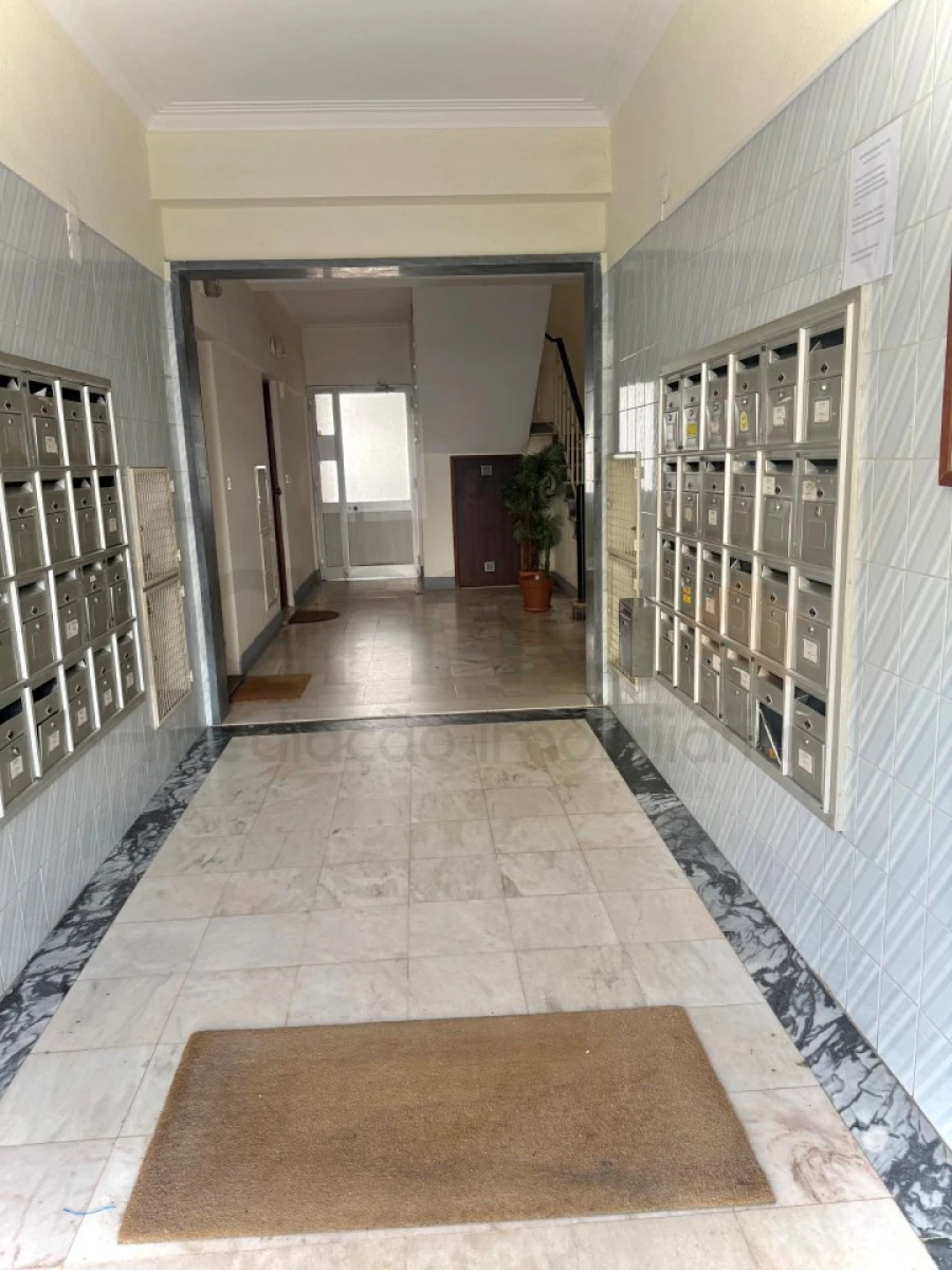 Apartamento T1 para Venda em Oeiras e São Julião da Barra, Paço de Arcos e Caxias Foto 17