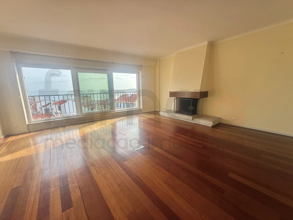Apartamento T2 para Venda em Estrela Foto 5