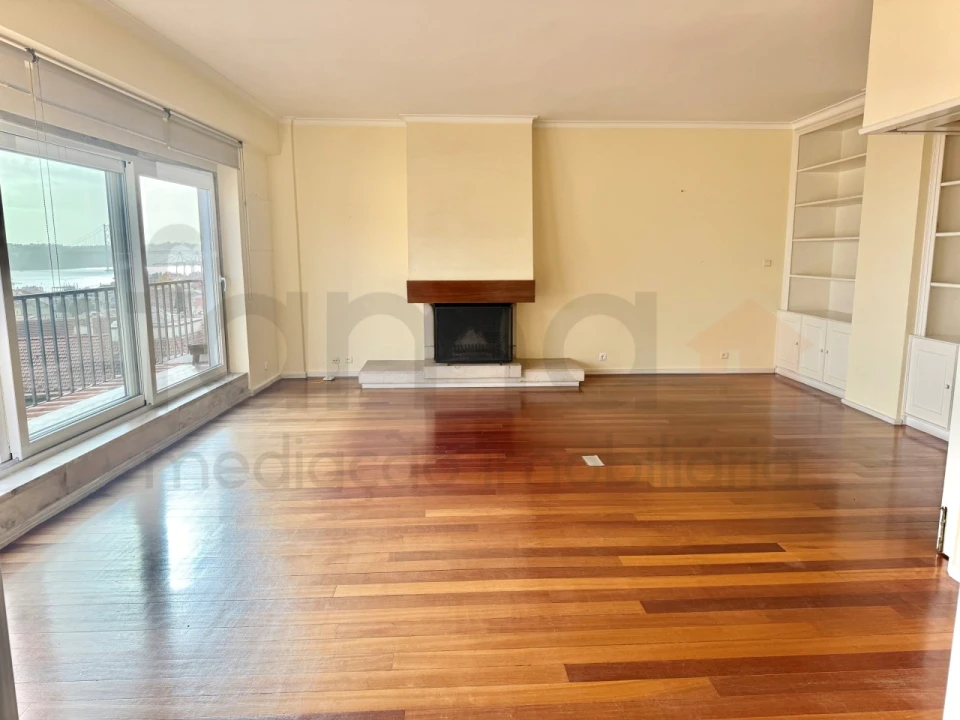 Apartamento T2 para Venda em Estrela Foto 17