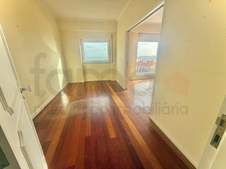 Apartamento T2 para Venda em Estrela Foto 20
