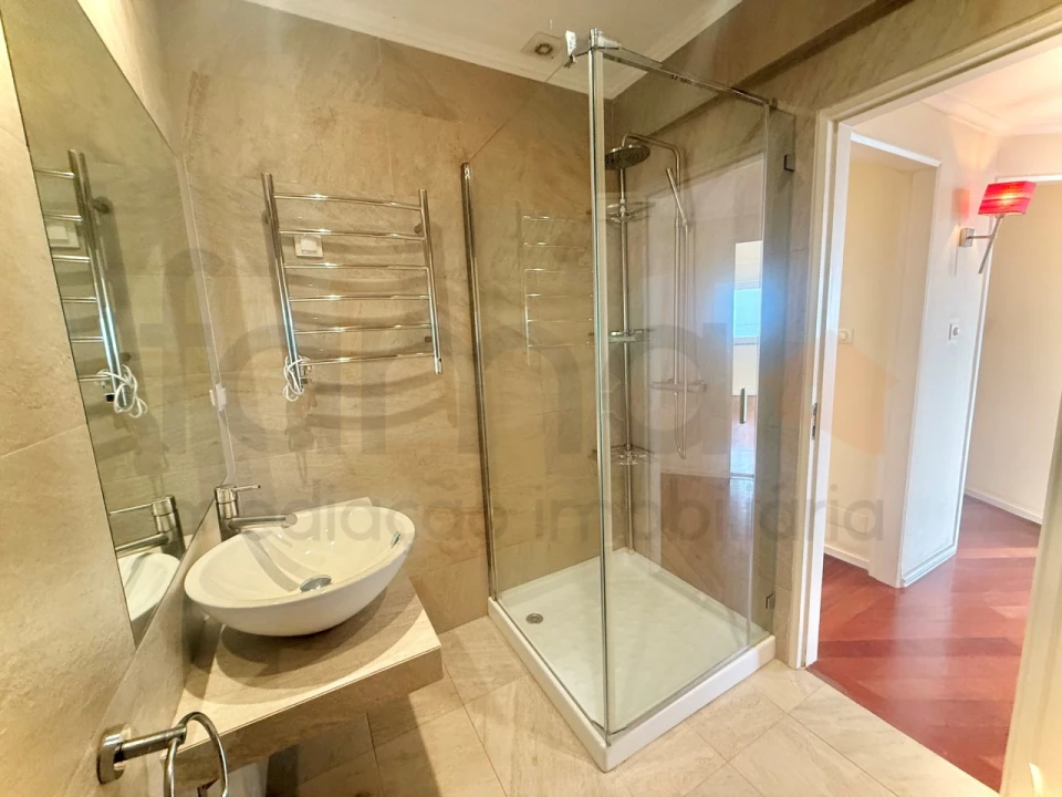 Apartamento T2 para Venda em Estrela Foto 26