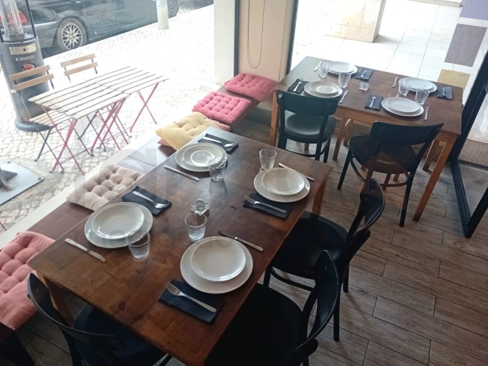 Negócio para Cedência de Quotas em Carcavelos e Parede Foto 7