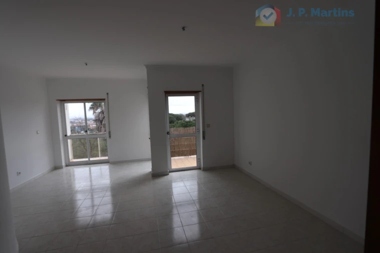 Apartamento T3 para Venda em Charneca de Caparica e Sobreda Foto 6