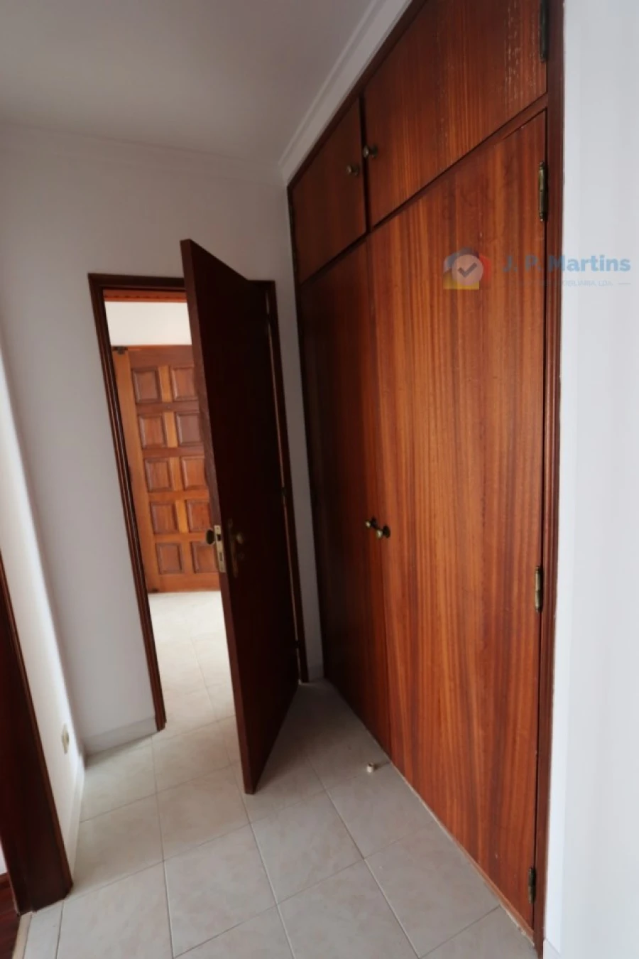 Apartamento T3 para Venda em Charneca de Caparica e Sobreda Foto 12