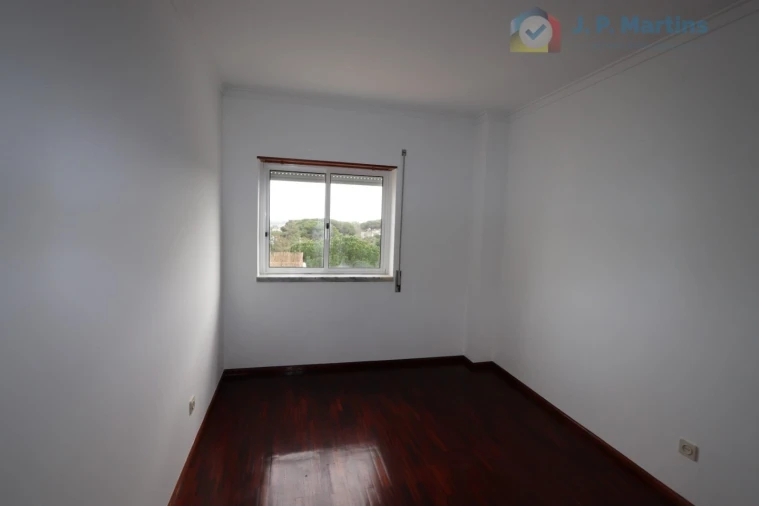 Apartamento T3 para Venda em Charneca de Caparica e Sobreda Foto 19