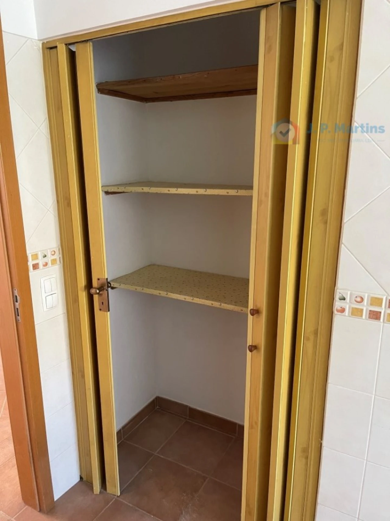 Apartamento T3 para Venda em Almada, Cova da Piedade, Pragal e Cacilhas Foto 5