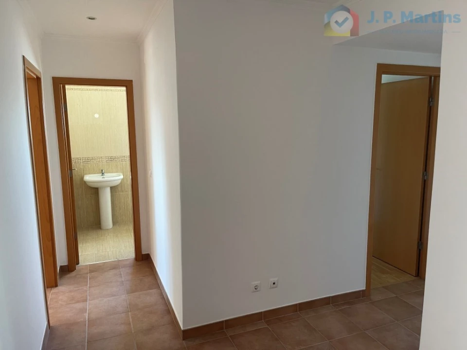 Apartamento T3 para Venda em Almada, Cova da Piedade, Pragal e Cacilhas Foto 6