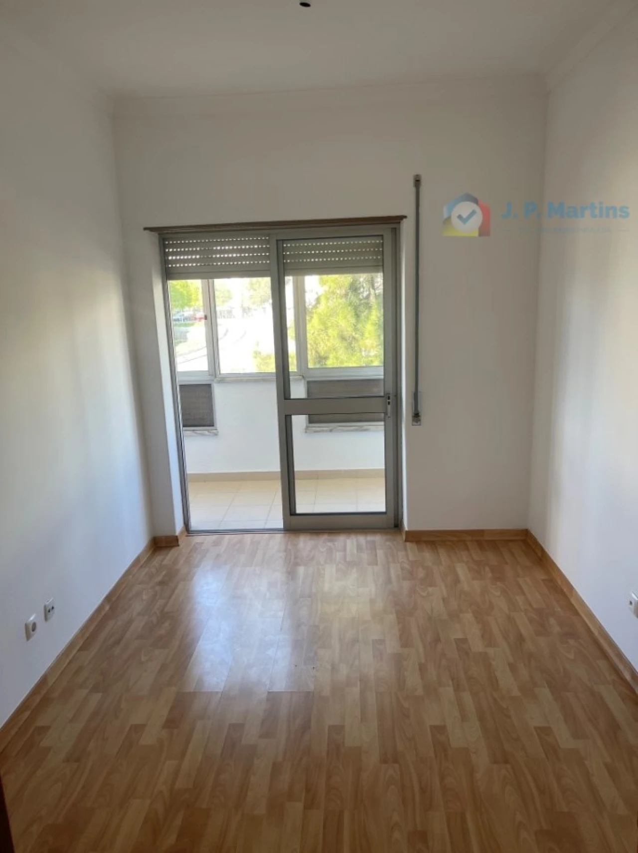 Apartamento T3 para Venda em Almada, Cova da Piedade, Pragal e Cacilhas Foto 7