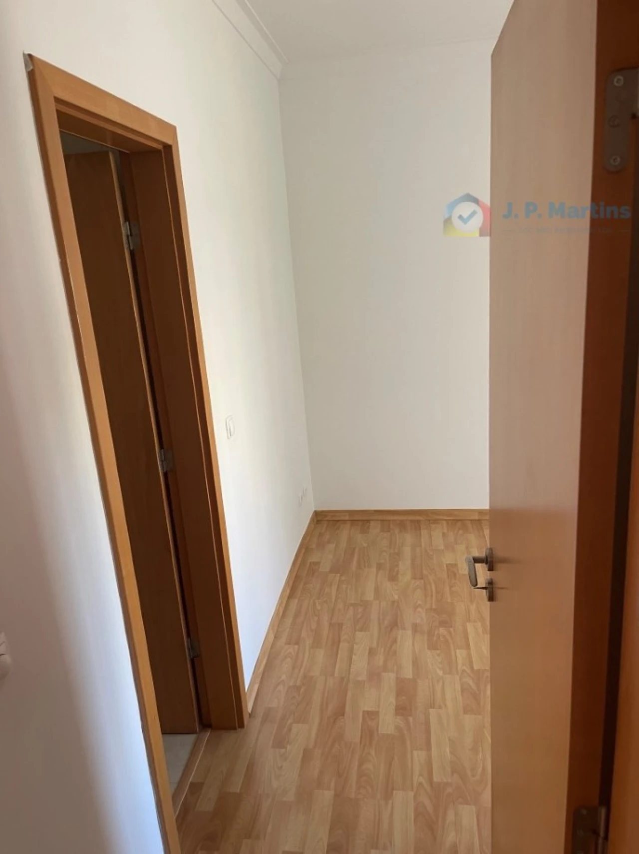 Apartamento T3 para Venda em Almada, Cova da Piedade, Pragal e Cacilhas Foto 8