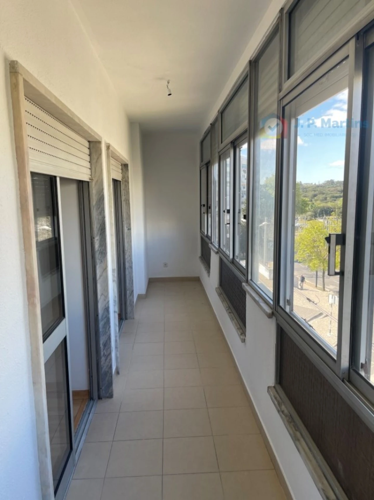 Apartamento T3 para Venda em Almada, Cova da Piedade, Pragal e Cacilhas Foto 11