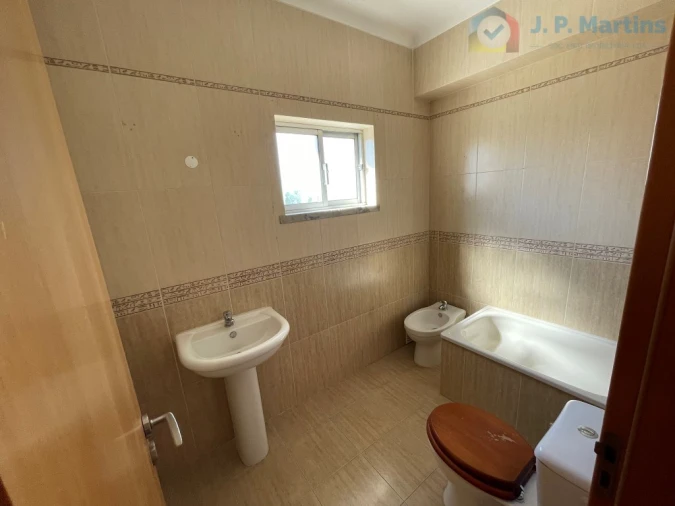 Apartamento T3 para Venda em Almada, Cova da Piedade, Pragal e Cacilhas Foto 12