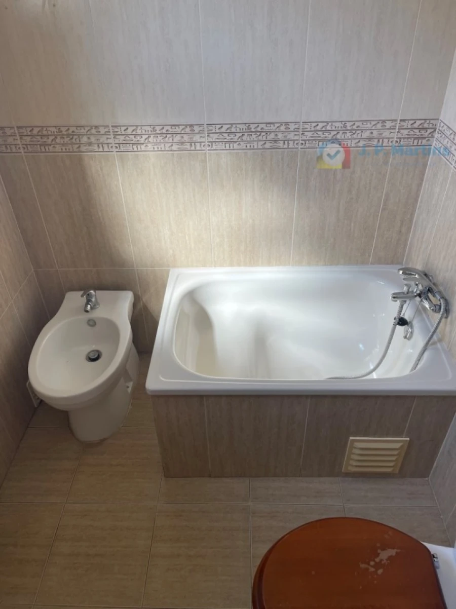 Apartamento T3 para Venda em Almada, Cova da Piedade, Pragal e Cacilhas Foto 13