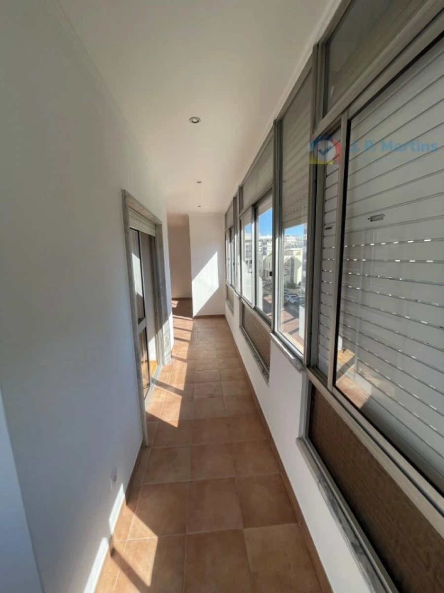 Apartamento T3 para Venda em Almada, Cova da Piedade, Pragal e Cacilhas Foto 17