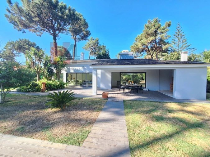 Moradia T4 para Venda em Charneca de Caparica e Sobreda Foto 5