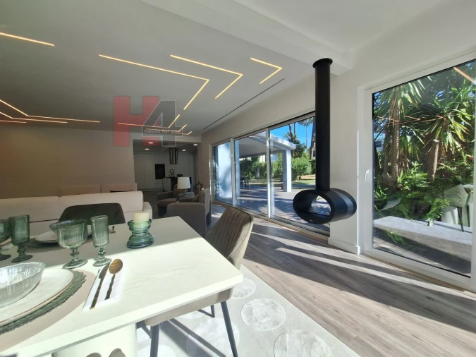 Moradia T4 para Venda em Charneca de Caparica e Sobreda Foto 2