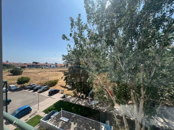 Apartamento T2 para Venda em São Domingos de Rana Foto 12