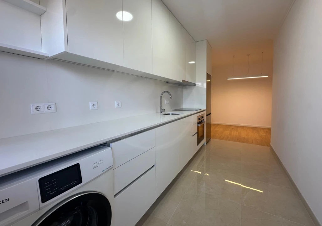 Apartamento T3 para Arrendamento em Aver-O-Mar, Amorim e Terroso Foto 18
