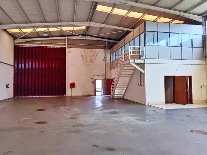 Armazém para Arrendamento em Custóias, Leça do Balio e Guifões Foto 2