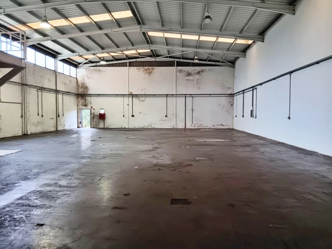 Armazém para Arrendamento em Custóias, Leça do Balio e Guifões Foto 3