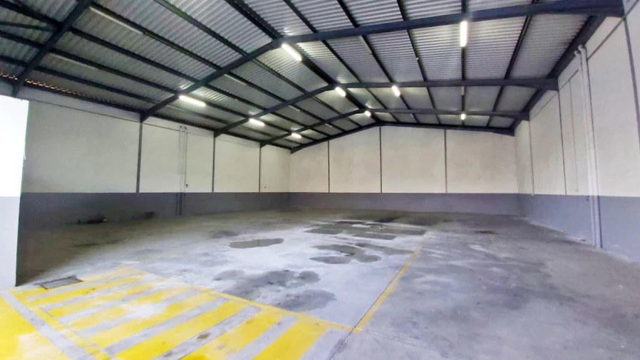 Armazém para Arrendamento em Castêlo da Maia Foto 7