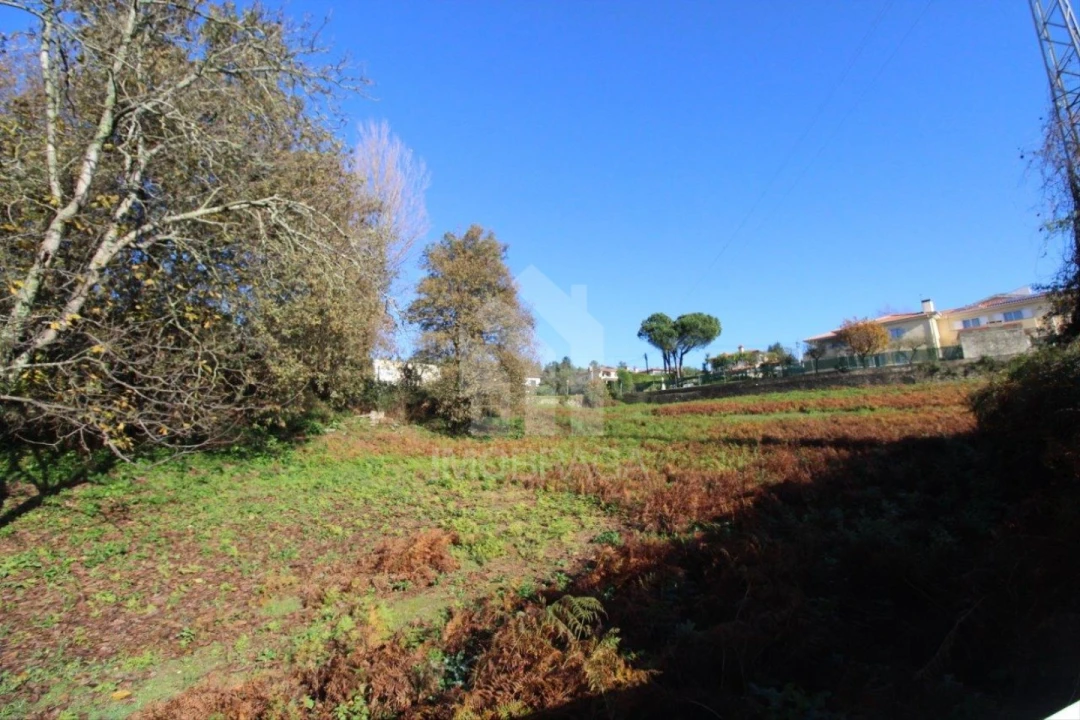 Terreno para Venda em Gualtar Foto 2