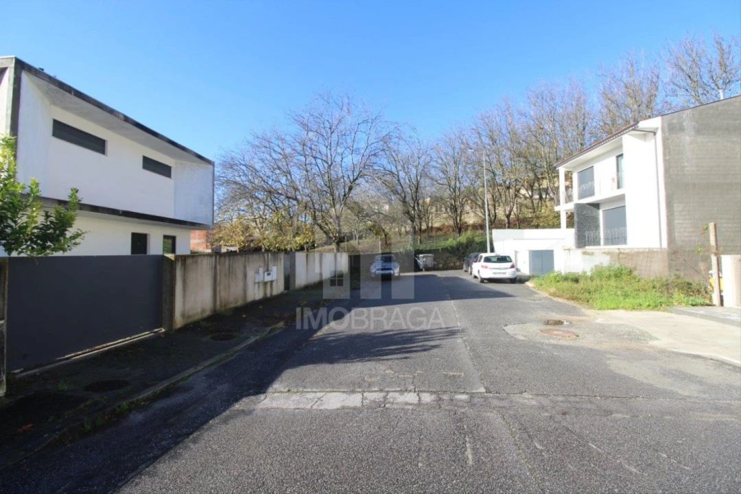 Terreno para Venda em Gualtar Foto 27