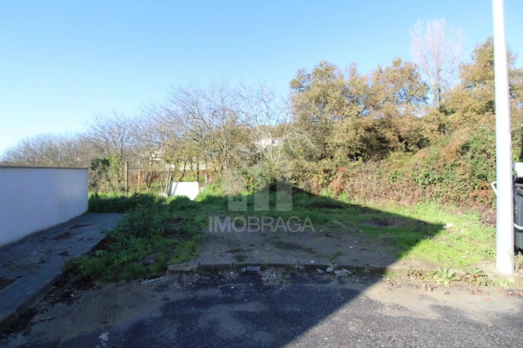 Terreno para Venda em Gualtar Foto 16