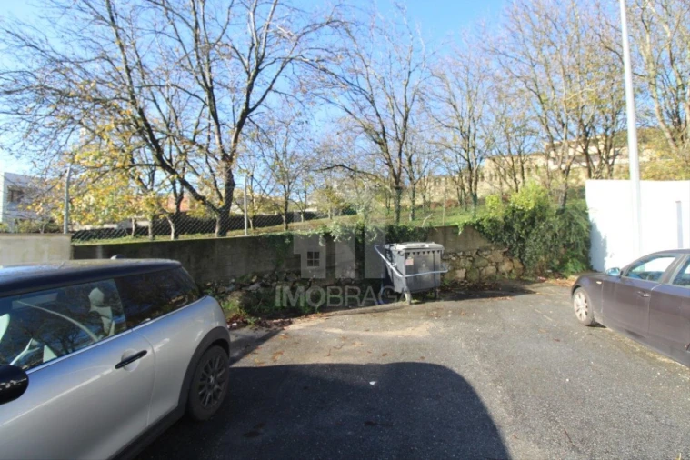 Terreno para Venda em Gualtar Foto 26