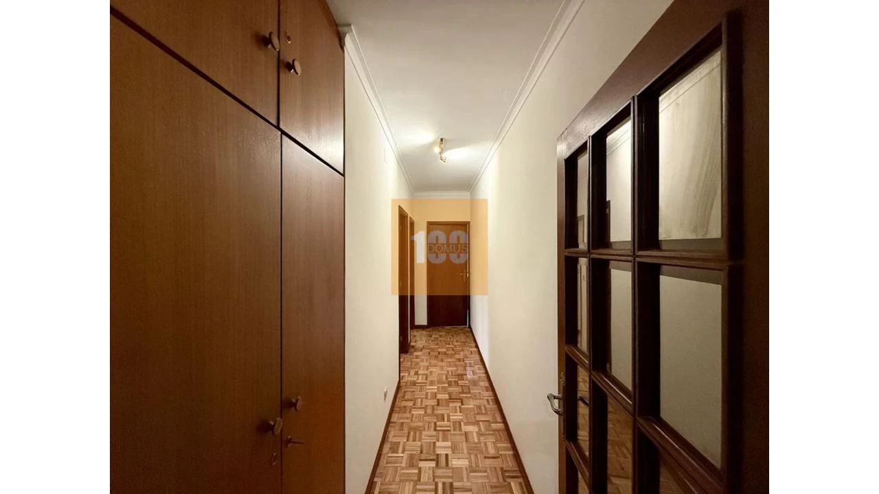Apartamento T2 para Arrendamento em Bonfim Foto 10
