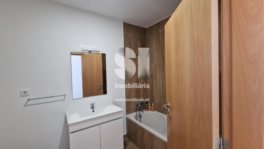 Apartamento T3 para Venda em Penafiel Foto 11