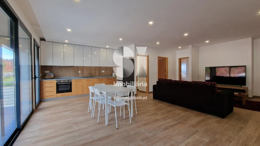 Apartamento T3 para Venda em Penafiel Foto 31