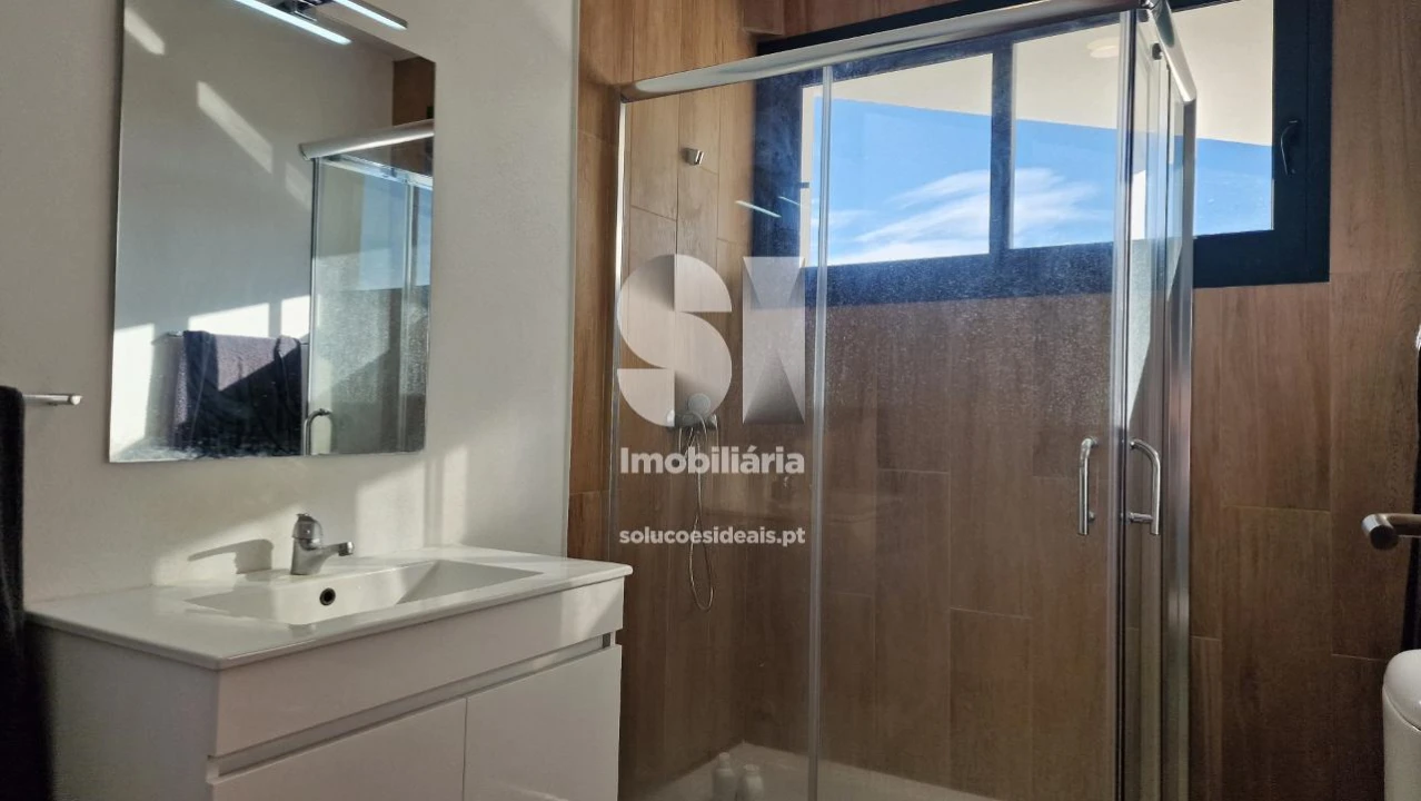 Apartamento T3 para Venda em Penafiel Foto 5