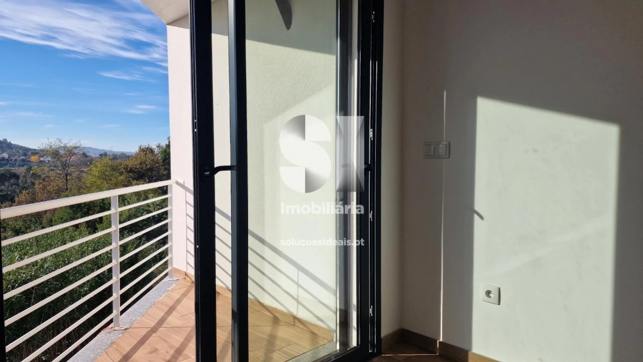 Apartamento T3 para Venda em Penafiel Foto 9