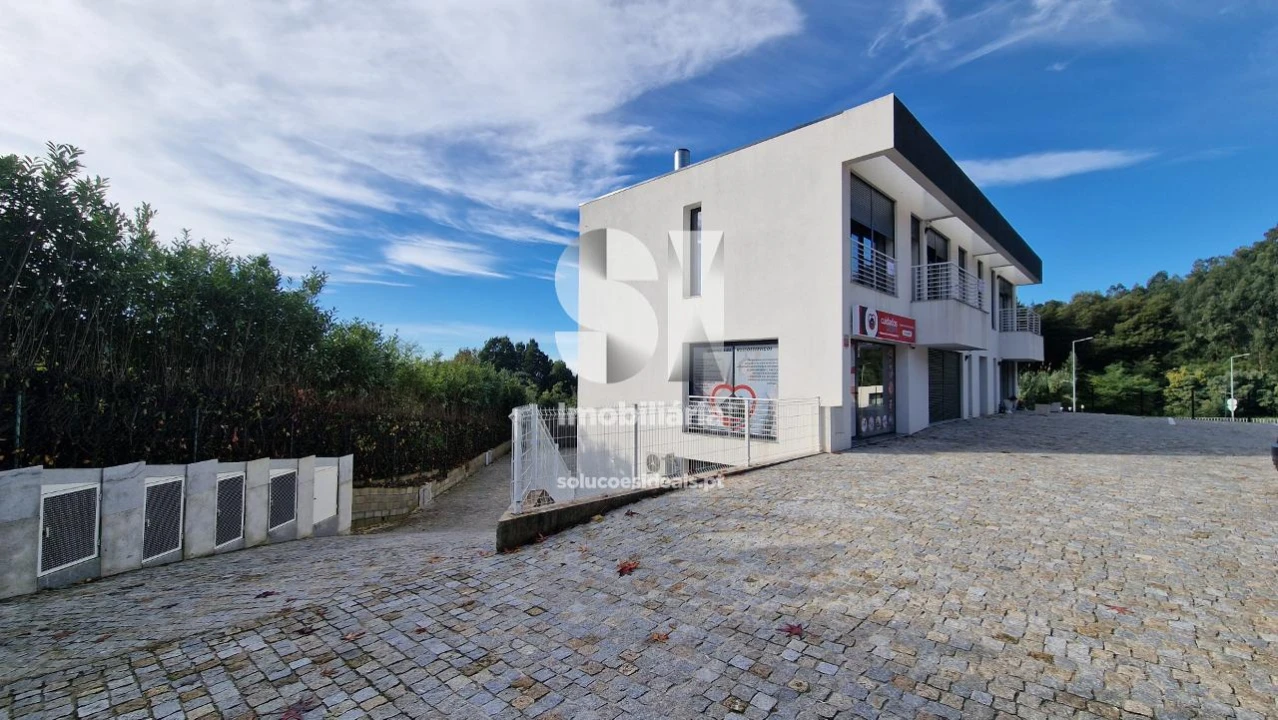 Apartamento T3 para Venda em Penafiel Foto 1