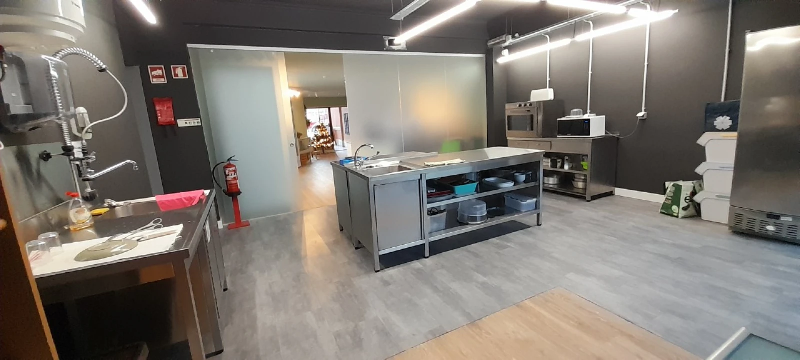 Loja para Venda em Carcavelos e Parede Foto 2