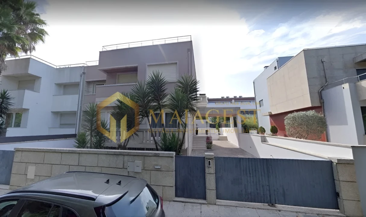 Moradia T4 para Venda em São Mamede de Infesta e Senhora da Hora Foto 3