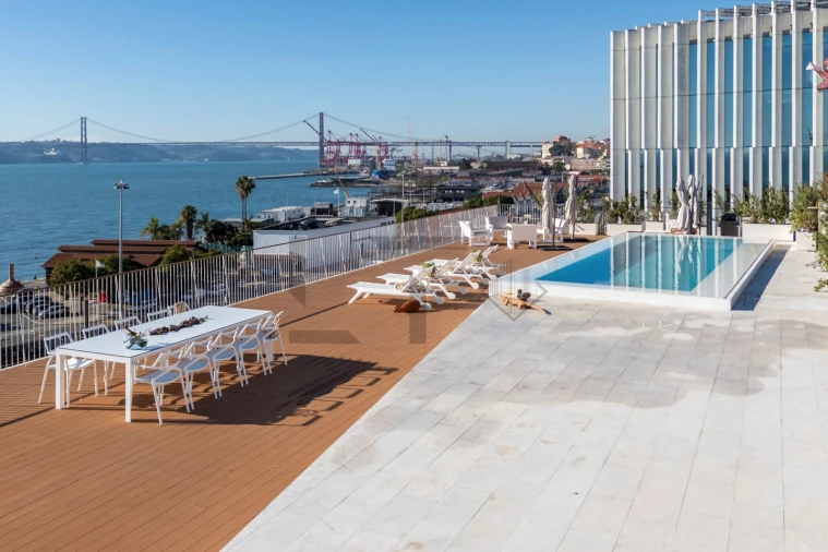 Apartamento T7 para Venda em Misericórdia Foto 12